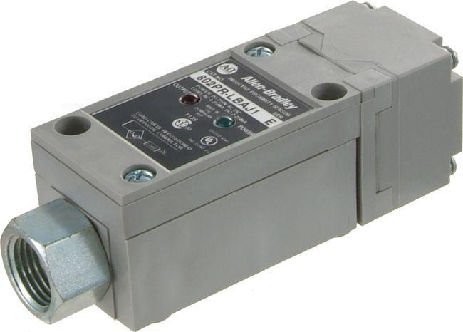 Product image for Proximity sensor ind 17mm no polyester conduit