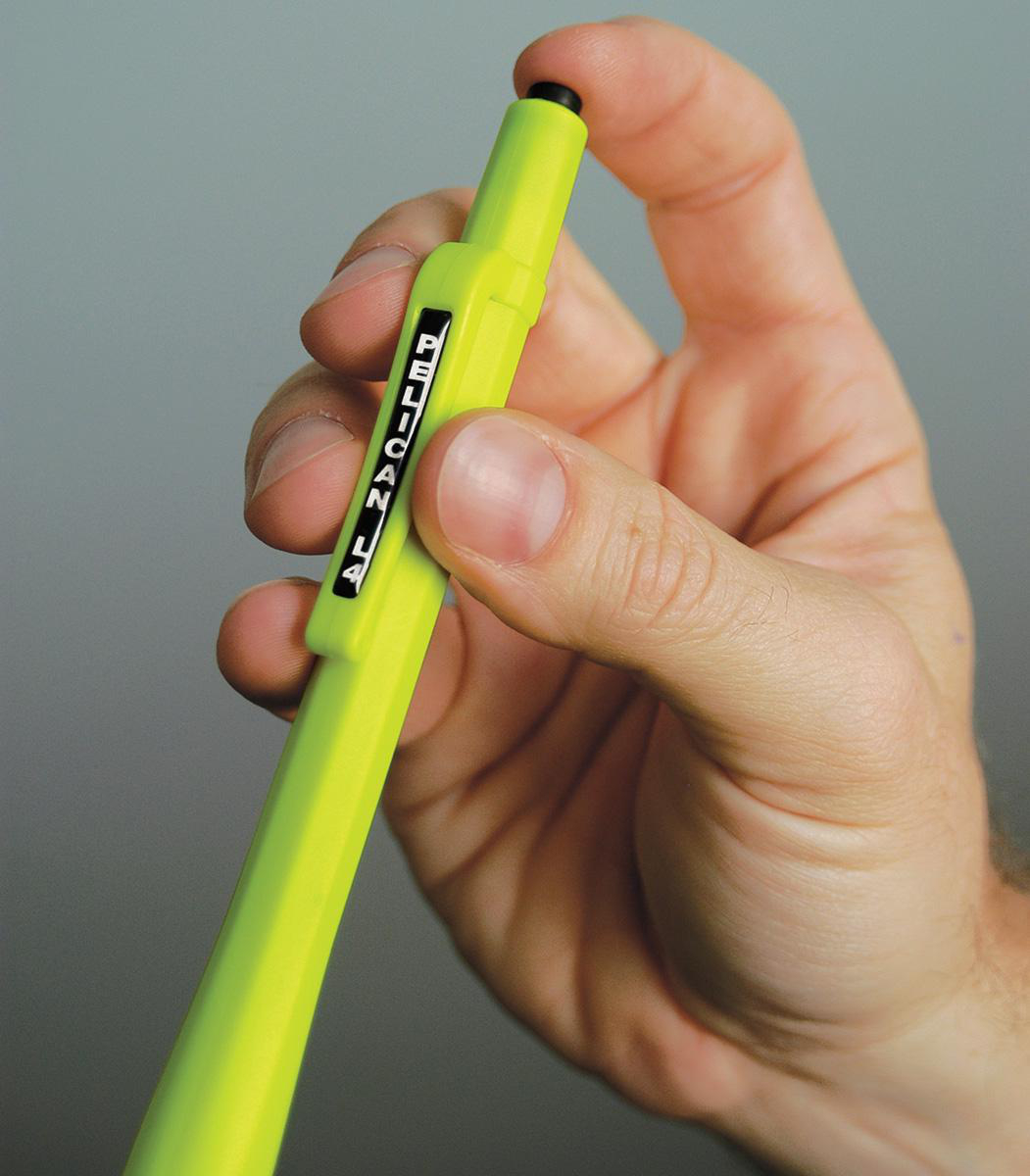 Product image for Flashlight L4 LED 1830 LED 3AAAA 4.5V black