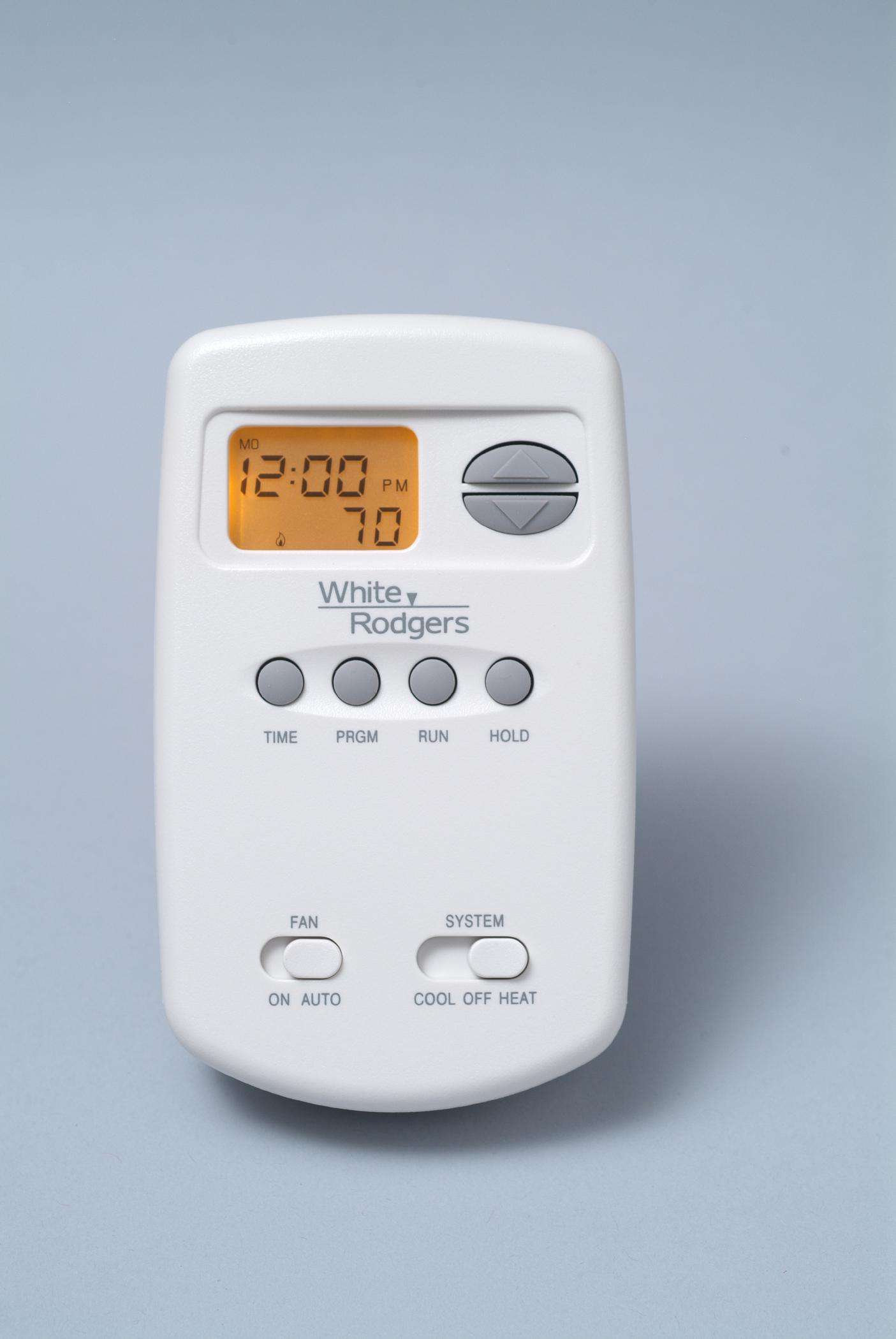 EMERSON ELECTRIC 1E78-151 Programmable Thermostat 30 V, 1.6 A