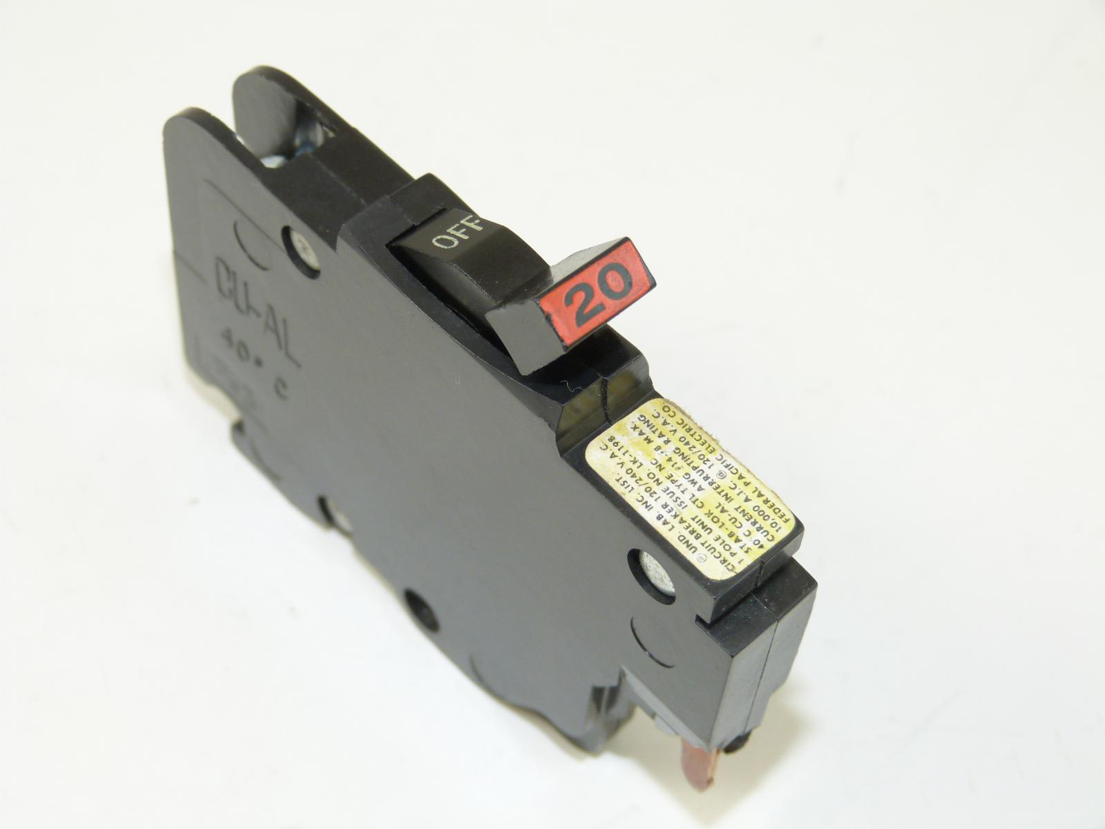 Product image for FPL NC020 BREAKER 20A 1POLE 1/2"W SNAPIN