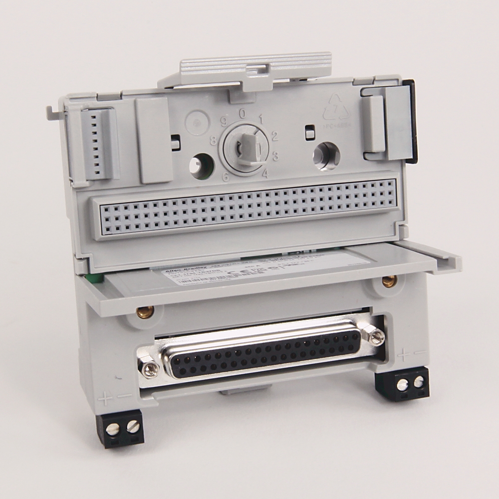 Product image for Base terminal digital/analog 37pin D-shell