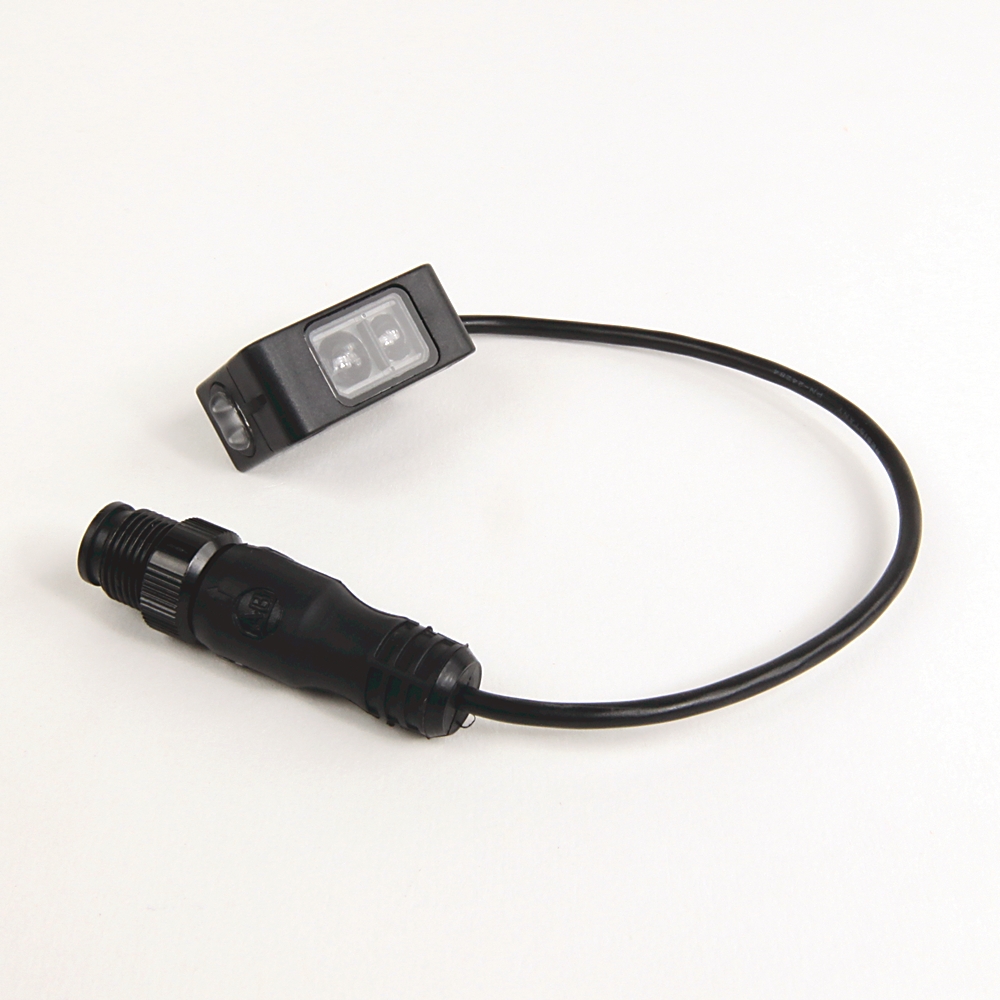 Product image for Sensor photoelectric 30VDC 4-pin micro M12 red LED