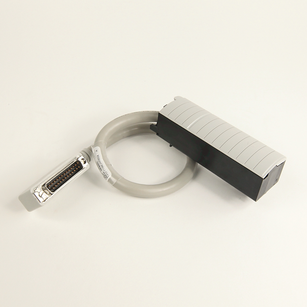 Product image for ABRA 1492-CONCAB005X CONV CABLE 1771 TO 1756 DIGITAL IO MODULE 0.5M