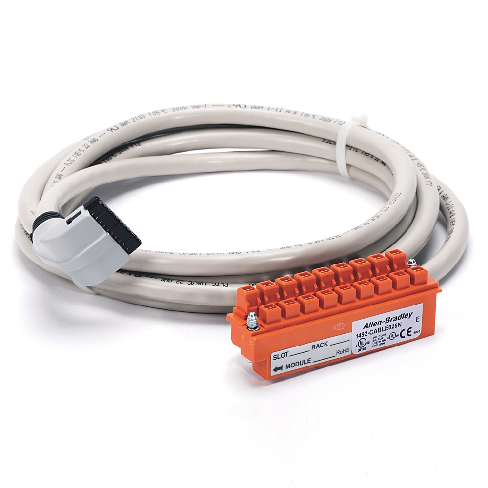 Product image for Cable digital interface for 8 & 16-point 1746 module 2.5m