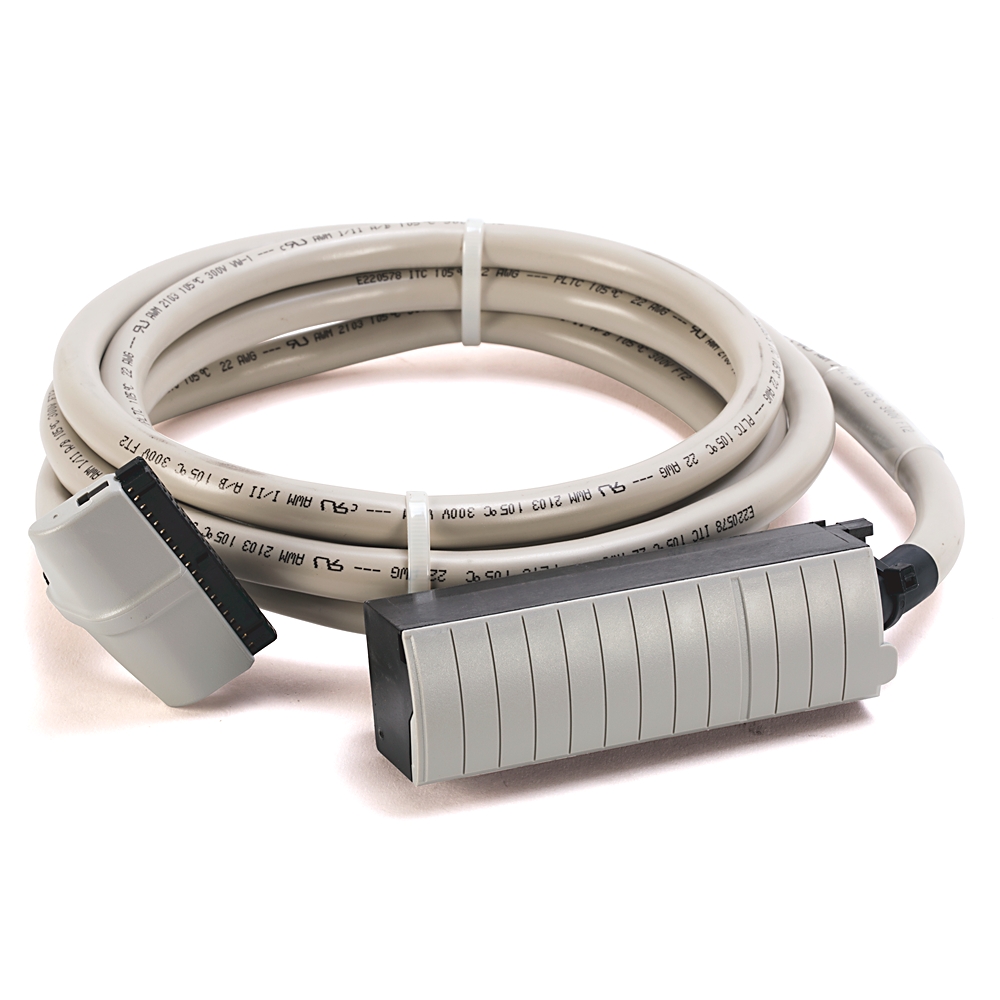 Product image for Interface Cable for 32-pnt digital I/O mod 2.5m