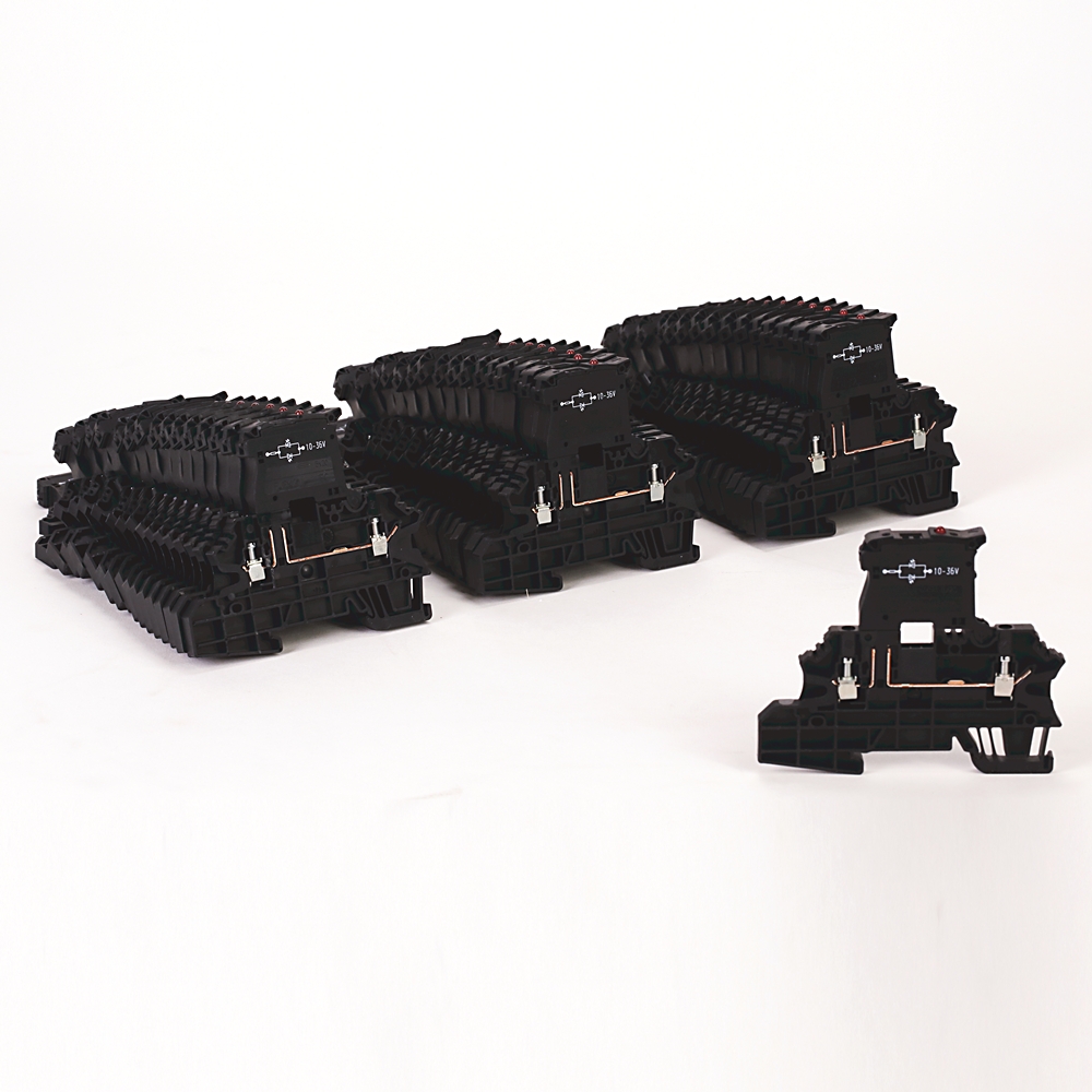 Product image for Block terminal fuse 1-circuit LED 26-12AWG 36V 17AMP black