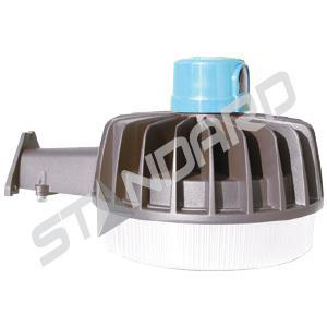 Product image for Luminaire ceiling LED polycarbonate-lens 4000K 4200lumens 277V 50W silver