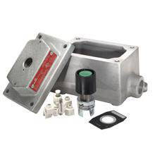 Product image for CROUSE_HINDS DSFS933 SA SWITCH SNAP COVER DEVICE 1P FRONT TUMBLER CU FREE ALUMINUM^228983