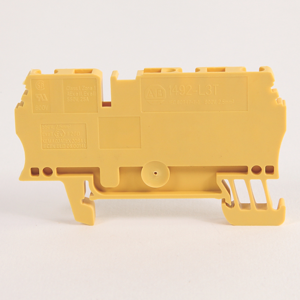 Product image for IEC Term Blck 5.1x64.5x31.3mm Spr Clp