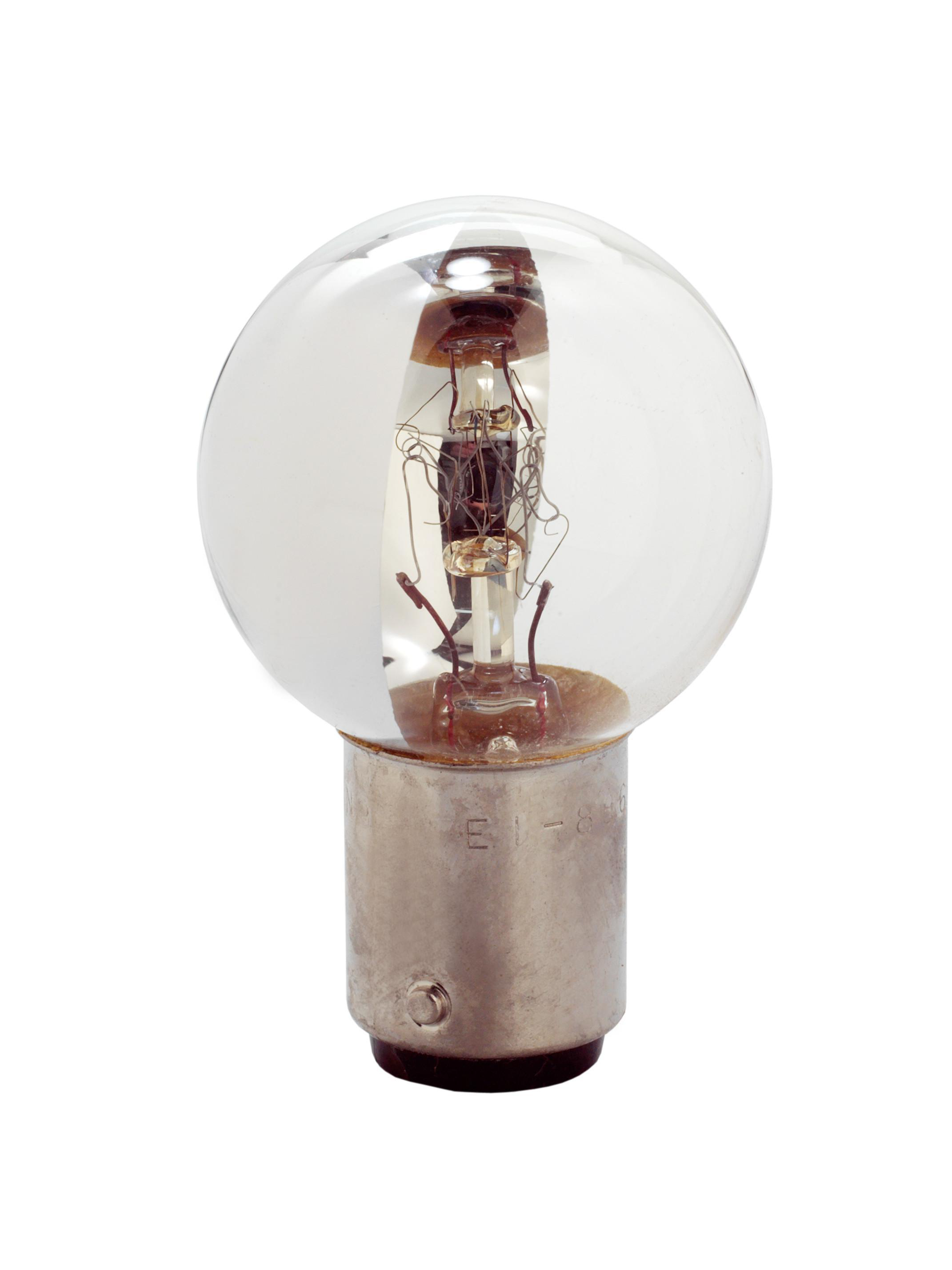 Product image for DISC - 120V 20W G9-1/2 DC BAYONET BASE
