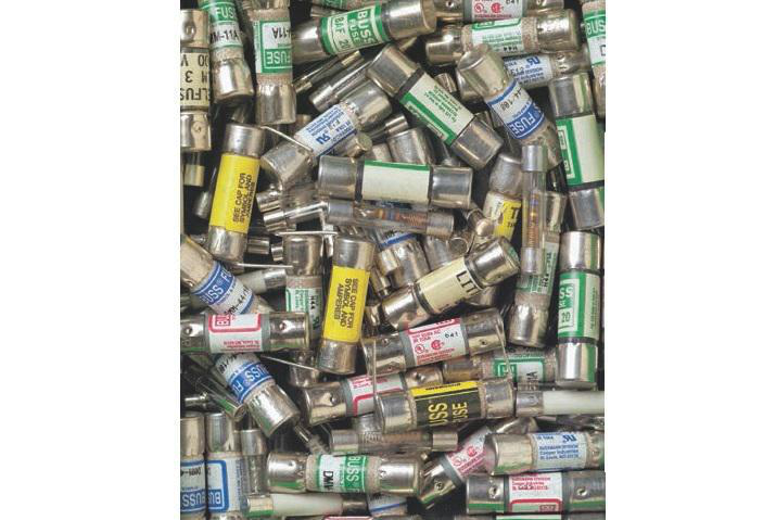 Product image for FLUKE 740670 FUSE 630MA 250V FAST ACTING 5X20MM