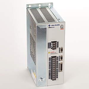 Product image for Drive servo multi-axis high voltage 7/14A 400V DeviceNet