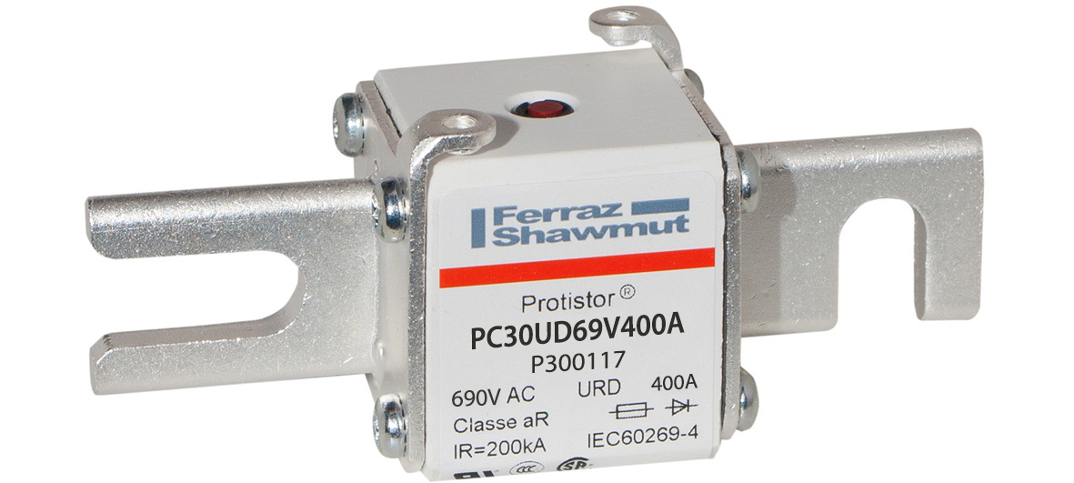 Product image for Square Body High-Speed Fuse Protistor® Size 30 aR 690VAC IEC 700VAC UL 400A With Striker DIN 80 Blades