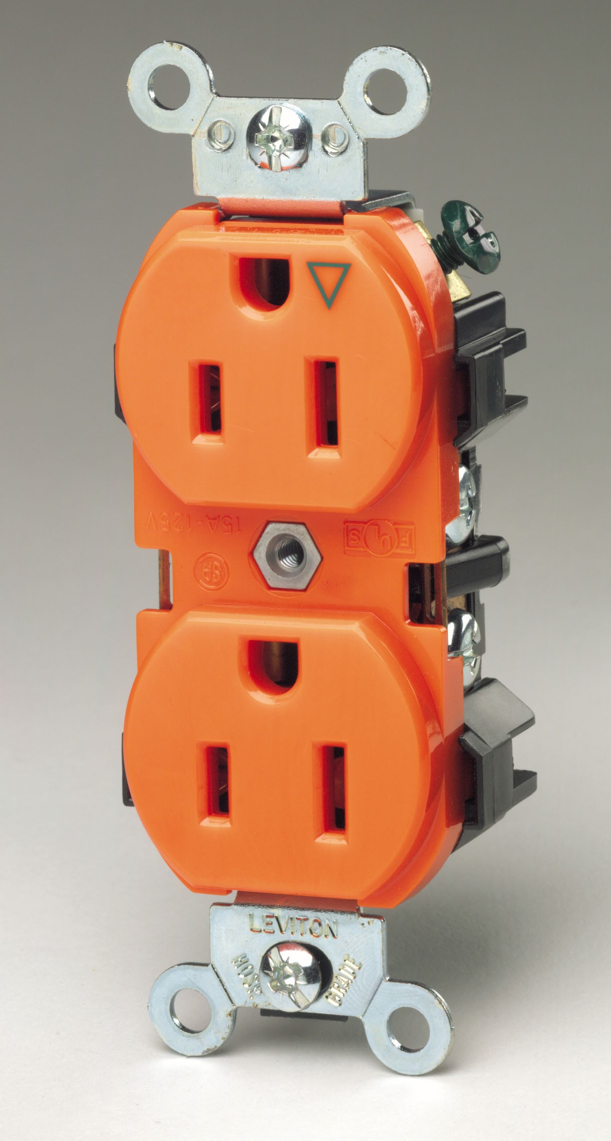 Product image for Receptacle single thrmplst 2P3W 125V 15A orng