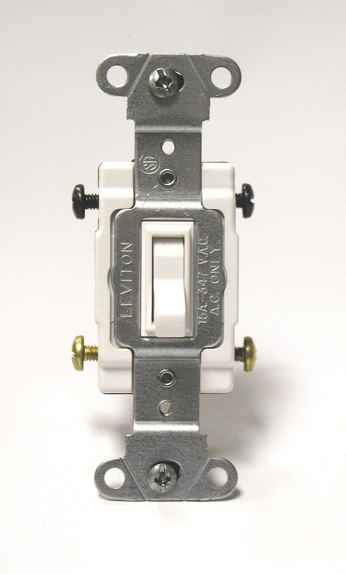 Product image for Switch toggle industrial 4way 347V 15A white