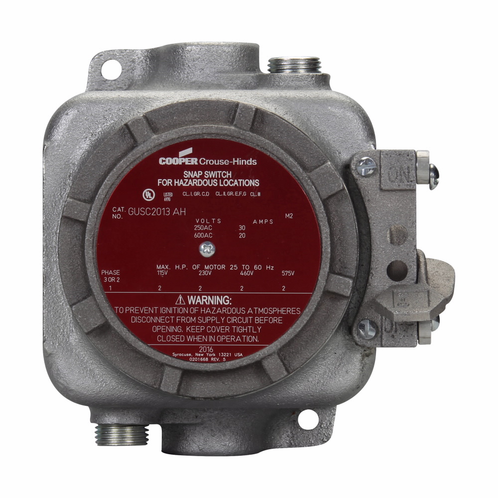 Product image for GUSC CIR BRKR LOAD CTR QUICKLAG