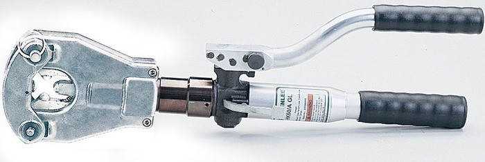 Product image for Hydraulic Quad-Point Crimping Tool, Flip-Top Dieless