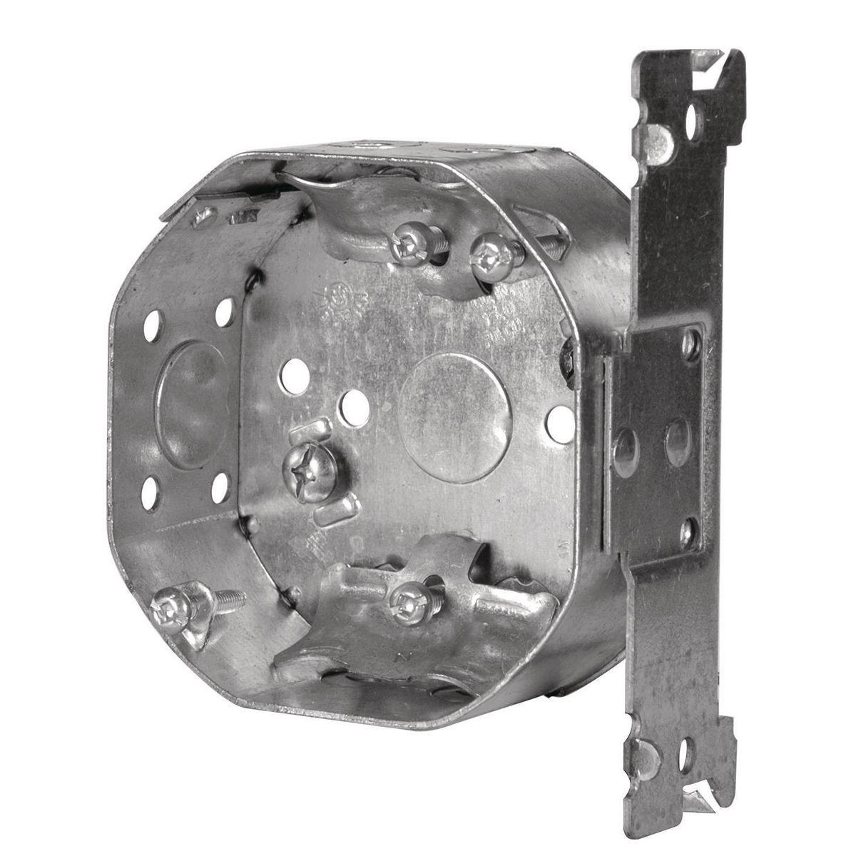 Product image for HUB 54151LHB BOX 4" OCTAGON X 1-1/2 METAL WITH SIDE BRACKET