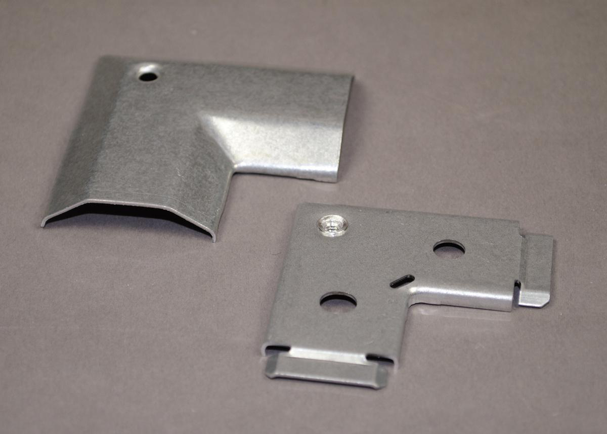 Product image for Elbow flat 90.. over floor raceway steel 2-5/8"