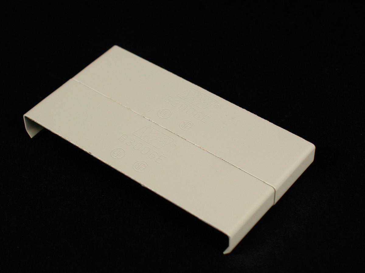 Product image for 3000 Cover Clip Fitting