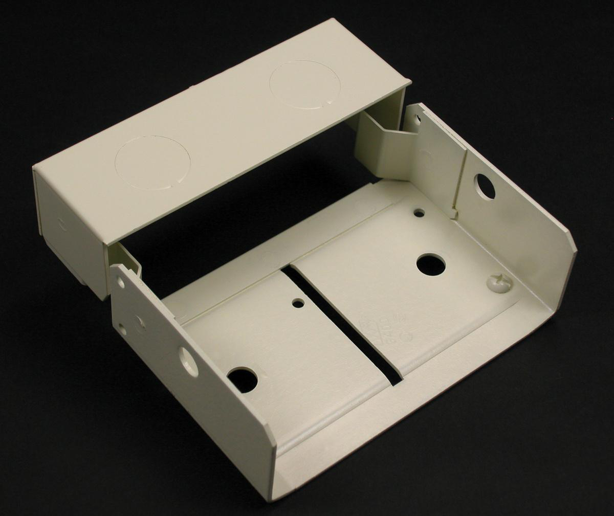 Product image for Coupling corner internal plated finish steel