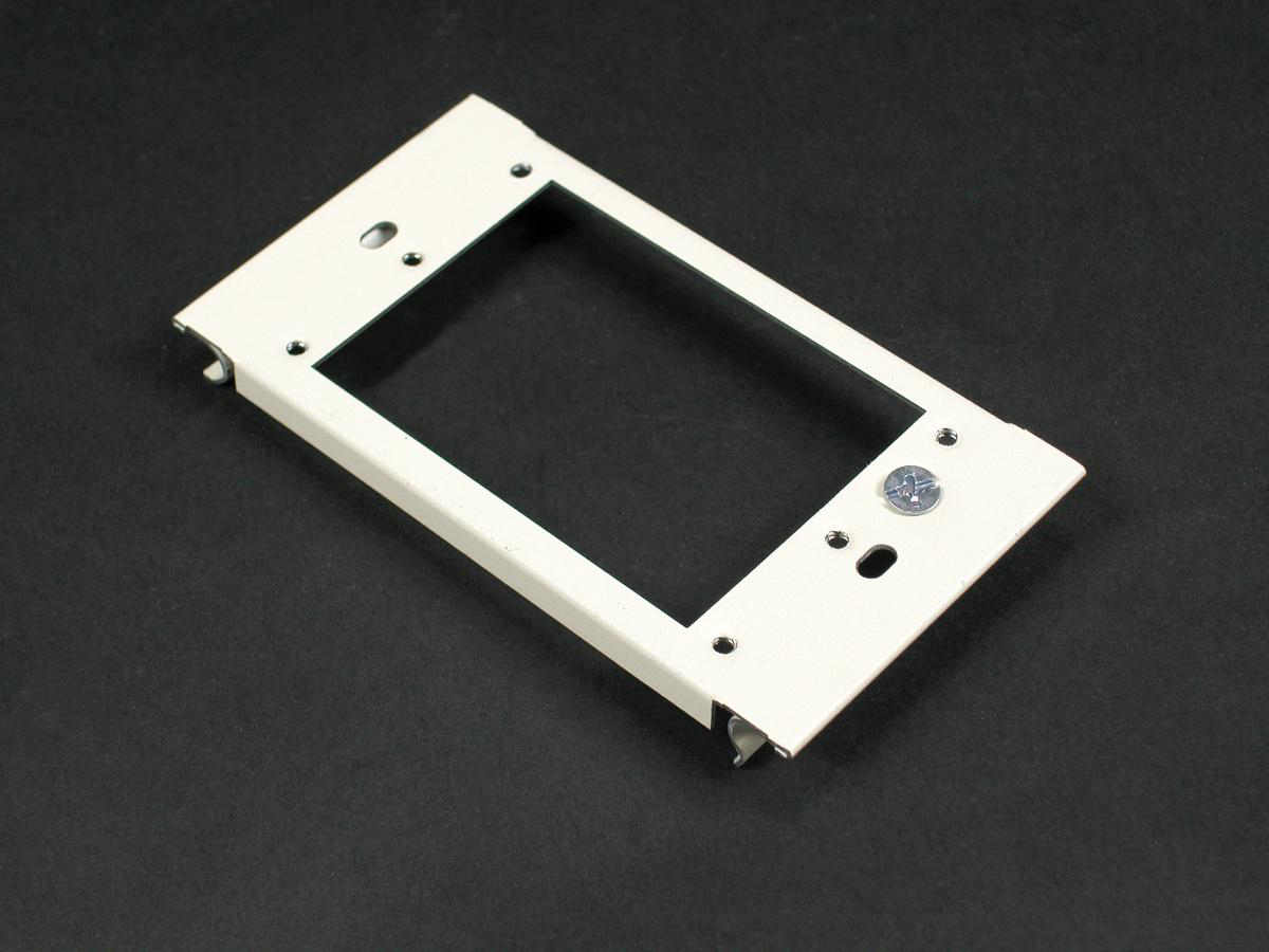 Product image for WIREMOLD CG6007C-1 DEVICE PLATE 1GANG VERTICAL GREY